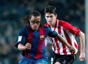 关于阿贾克斯新援范德贝克获赞主帅戴维斯的信息