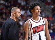 火箭狂砍引发争议分，西蒙斯迎来新赛季高光！