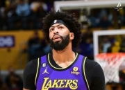 老鹰惊艳全场，詹姆斯助攻爆棚，官方宣布新规逆转取胜！