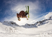  跟费德勒的球迷作战 